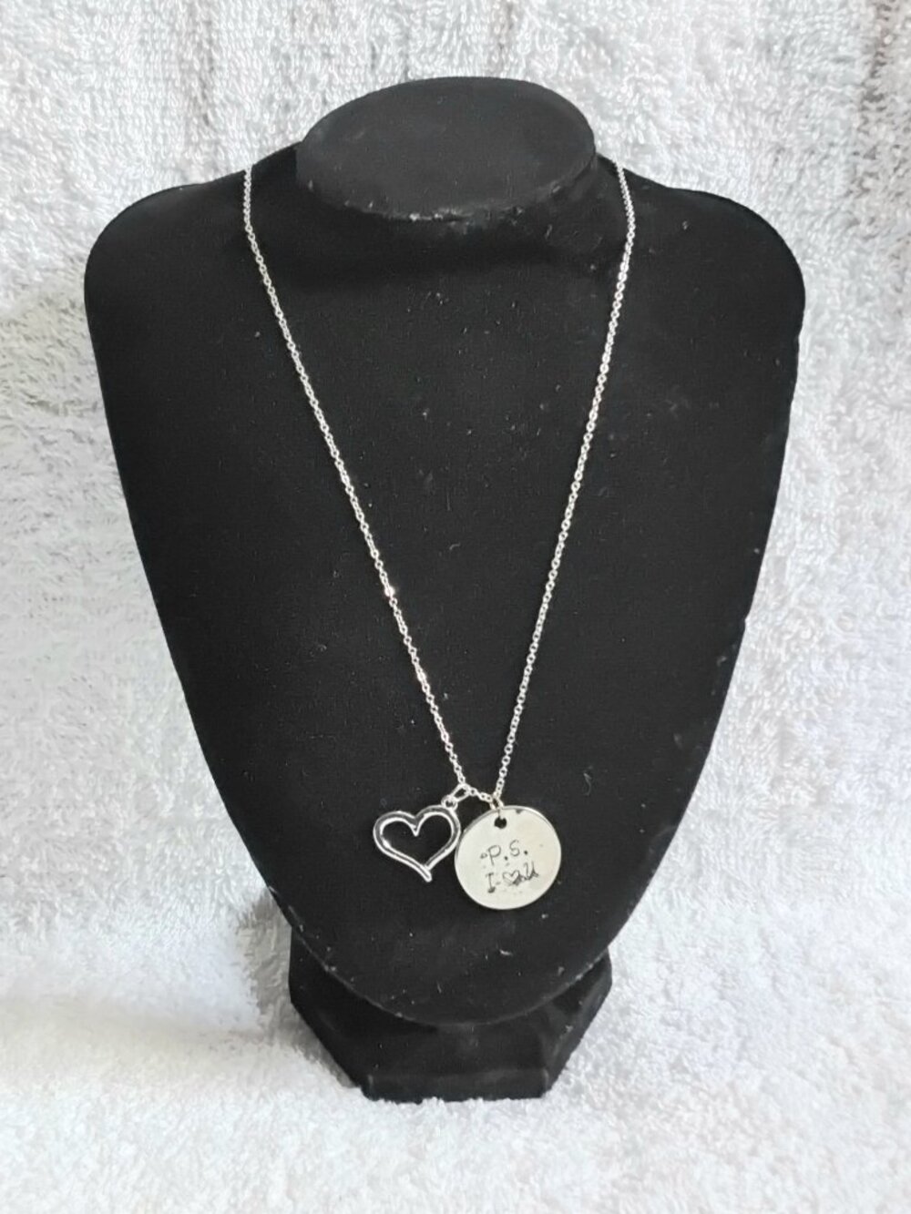 BNWOT 3/$25 Florence Scovel P.S. I ♡ You 18" Chain/Charm Fashion Jewelry!!
